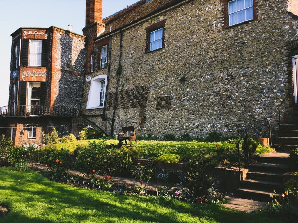 Castle House Hotel Canterbury
