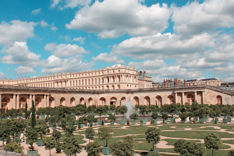 17 Common Mistakes to Avoid in Paris - Stay to Wander