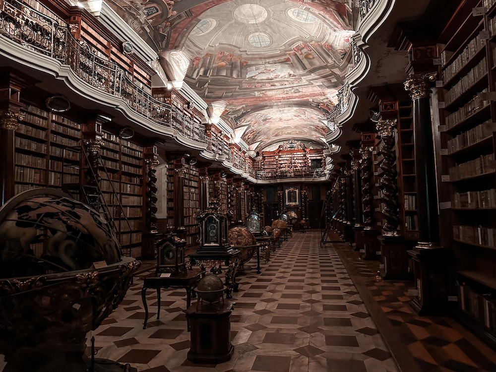 Klementium Library