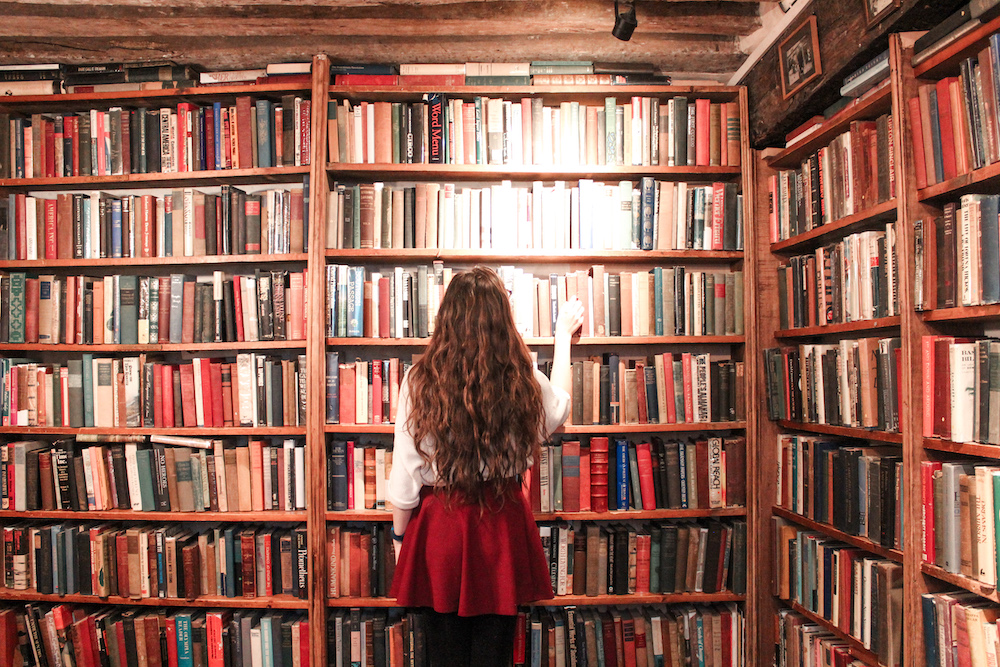 Bookshelf inside Shakespeare and Company