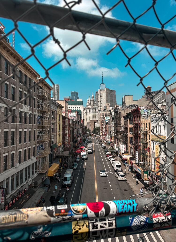 Walking Across the Manhattan Bridge