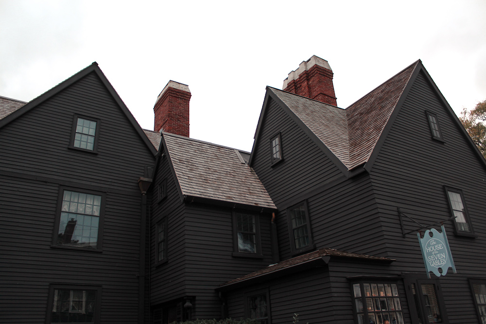 Best Places to Travel for Halloween