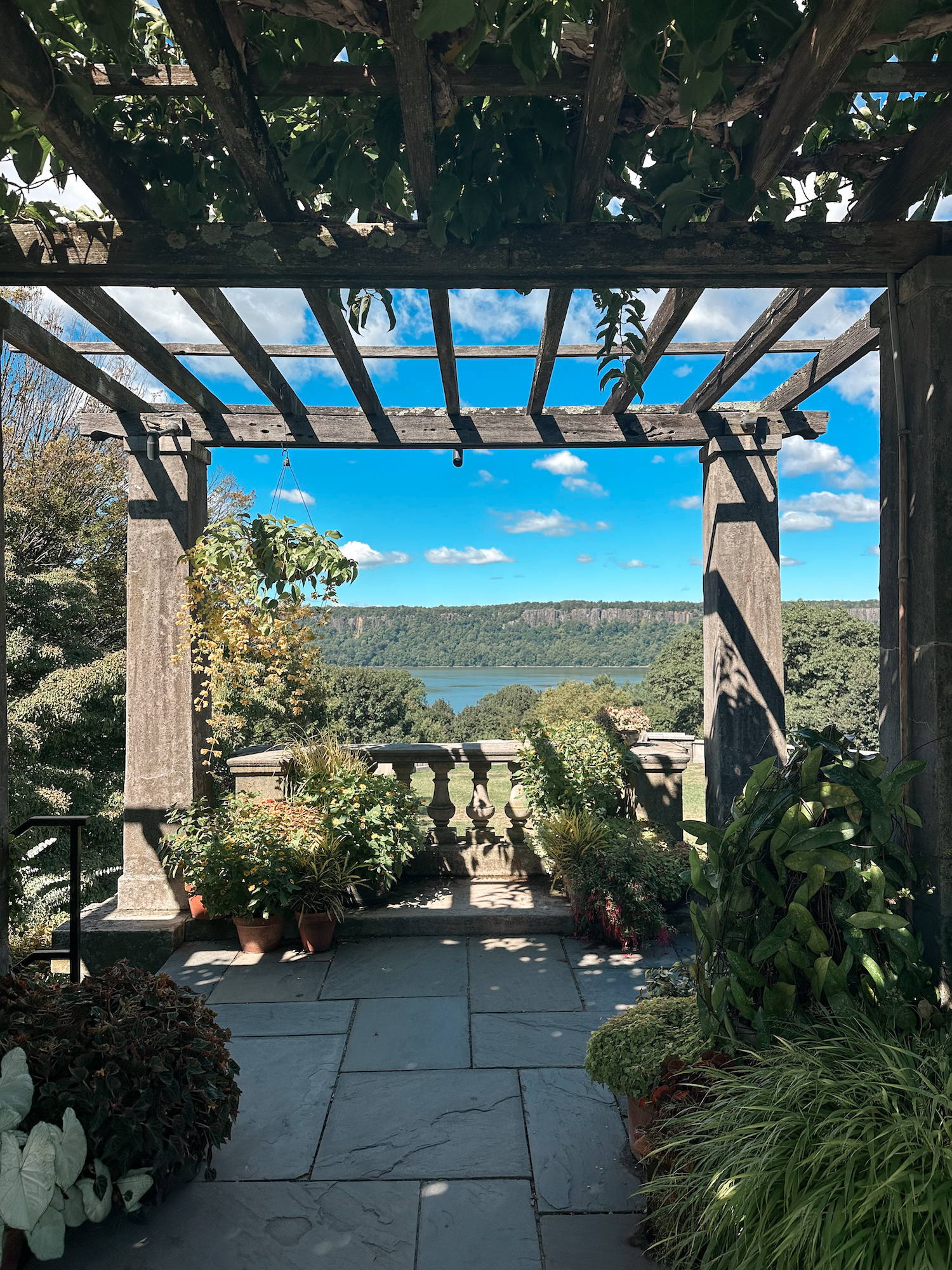 Wave Hill: A Hidden Gem in NYC - Stay to Wander