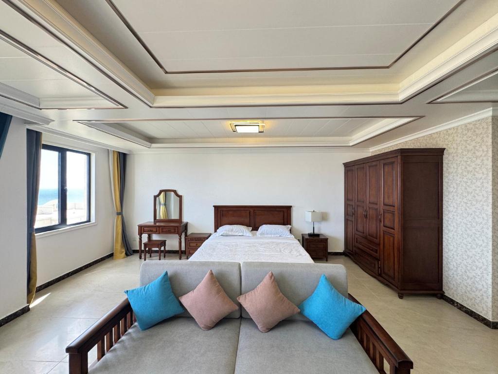 Seaview Garden Hotel & Residences