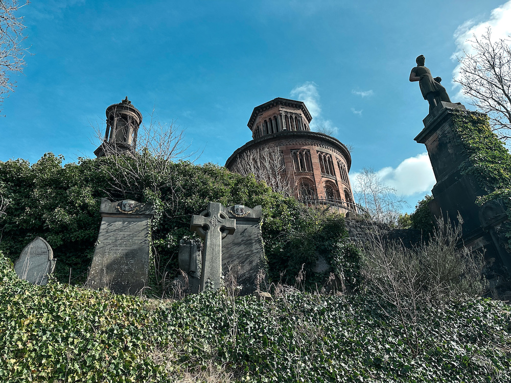 Glasgow Necropolis