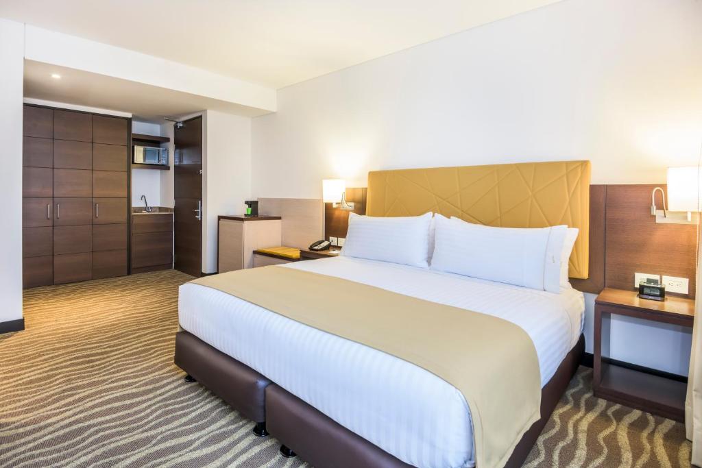 Holiday Inn Express & Suites Bogota Zona G