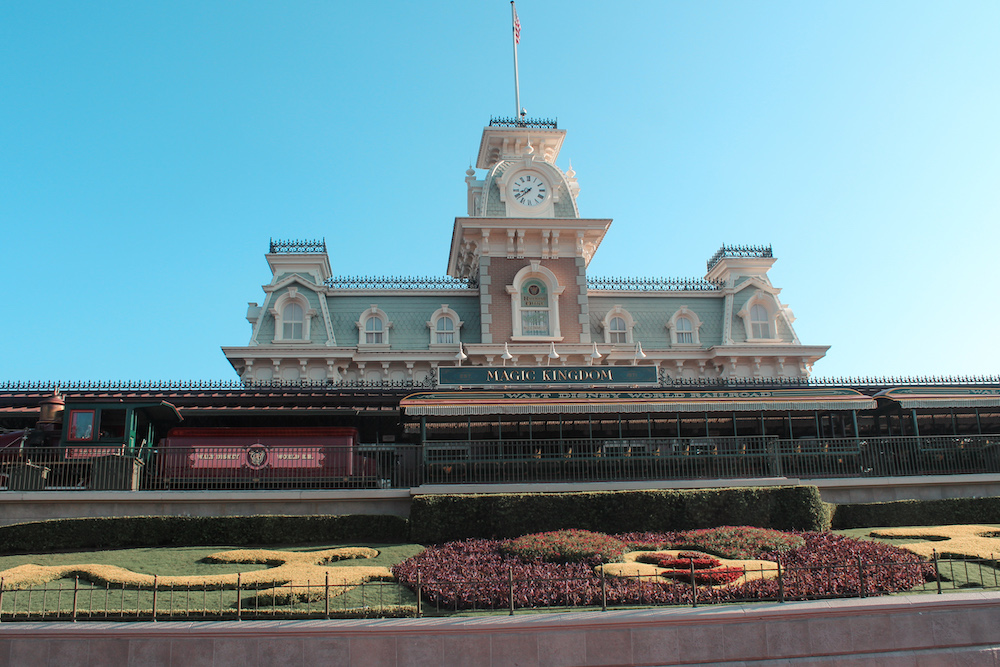 Ways to Save Money at Disney World