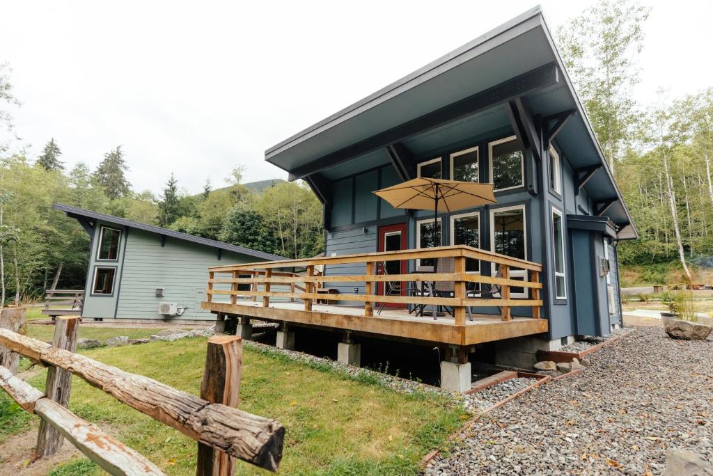 Hoh Valley Cabins